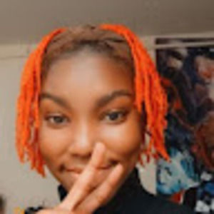 Meet your Posher, Makayla